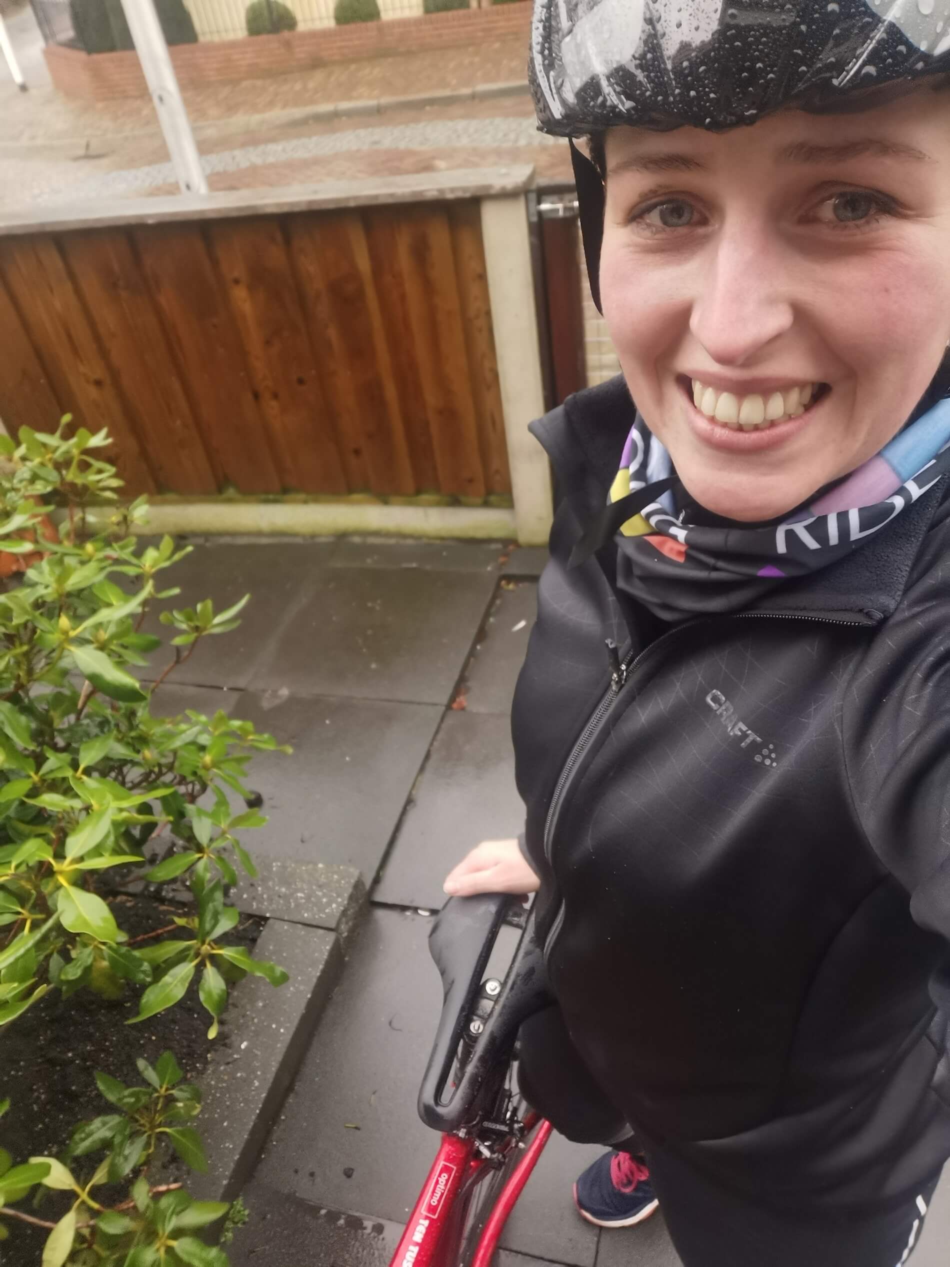 Fleur%20Gaat%20Fietsen%20in%20de%20regen